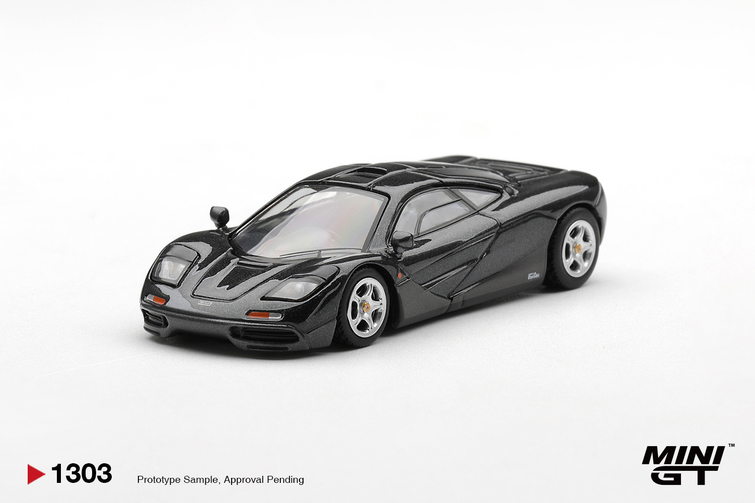 MINIGT 1/64 McLaren F1 Blue Bl - огляд і ціна Kids Toys Cars